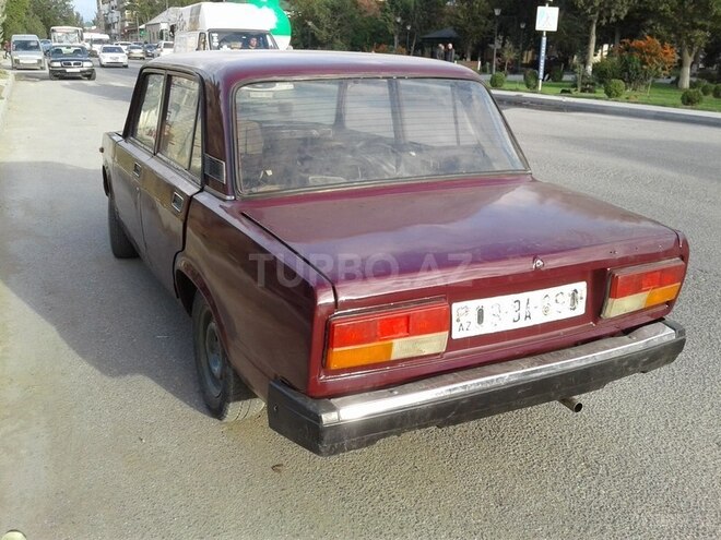 LADA (VAZ) 2107 1983, 250,000 km - 1.6 л - Bakı