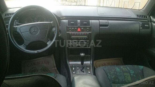 Mercedes E 240 1998, 350,000 km - 2.4 л - Bakı