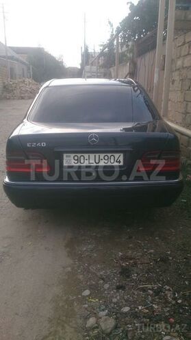 Mercedes E 240 1998, 350,000 km - 2.4 л - Bakı
