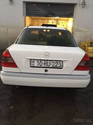 Mercedes C 180 1995, 222,000 km - 1.8 l - Quba