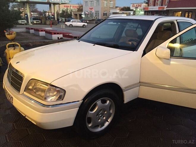 Mercedes C 180 1995, 222,000 km - 1.8 l - Quba