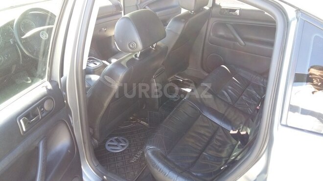 Volkswagen Passat 2002, 299,777 km - 1.8 л - Bakı