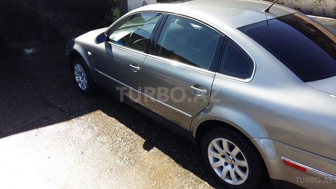 Volkswagen Passat 2002, 299,777 km - 1.8 л - Bakı
