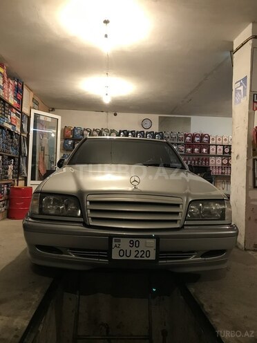 Mercedes C 240 2000, 279,000 km - 2.4 l - Bakı