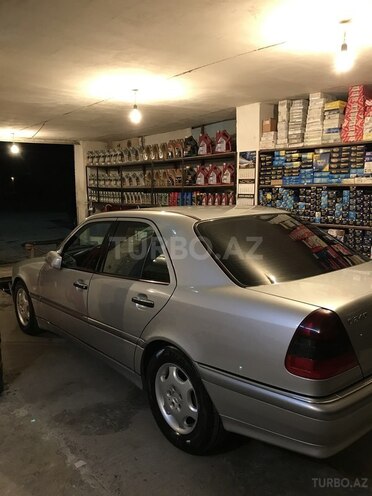 Mercedes C 240 2000, 279,000 km - 2.4 l - Bakı