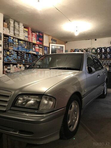 Mercedes C 240 2000, 279,000 km - 2.4 l - Bakı