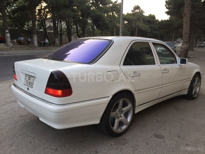 Mercedes C 230 1999, 193,277 km - 2.3 l - Bakı