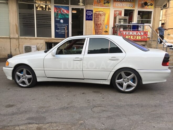 Mercedes C 230 1999, 193,277 km - 2.3 l - Bakı