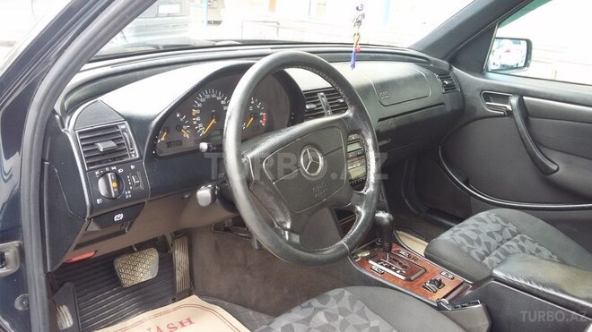 Mercedes C 240 1999, 242,881 km - 2.4 l - Bakı