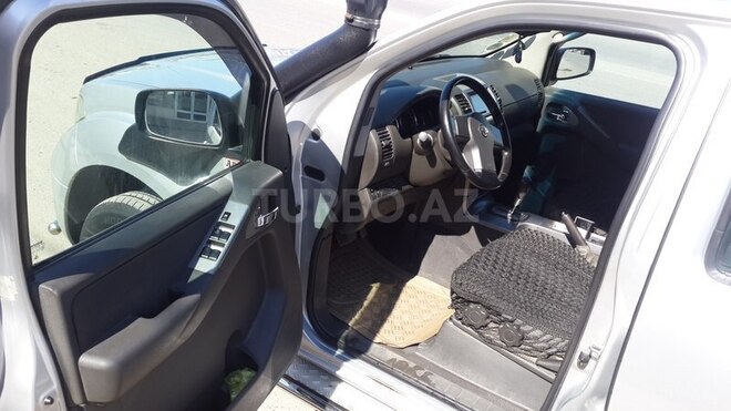 Nissan Pathfinder 2005, 30,000 km - 2.5 l - Sabirabad