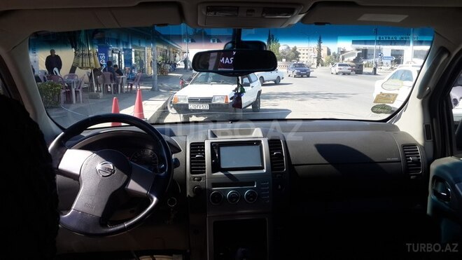 Nissan Pathfinder 2005, 30,000 km - 2.5 l - Sabirabad