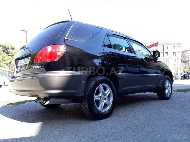 Lexus RX 300 2002, 161,000 km - 3.0 l - Bakı