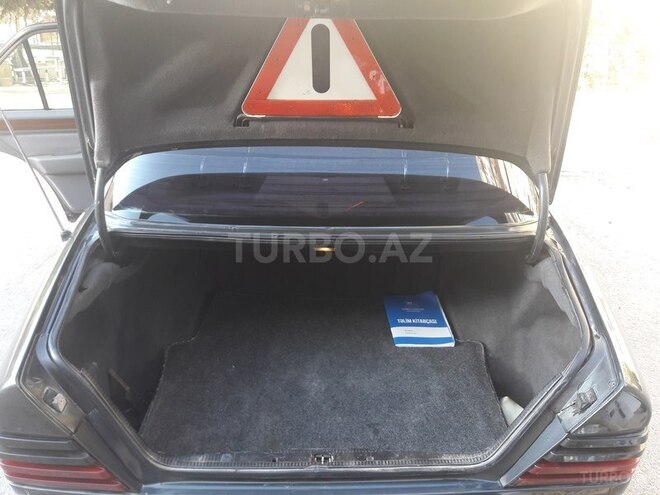 Mercedes E 220 1994, 250,000 km - 0.2 л - Bakı