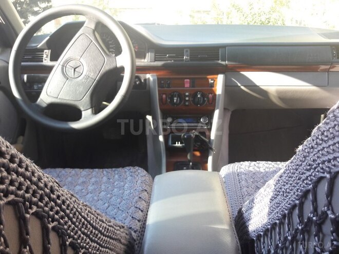 Mercedes E 220 1994, 250,000 km - 0.2 л - Bakı