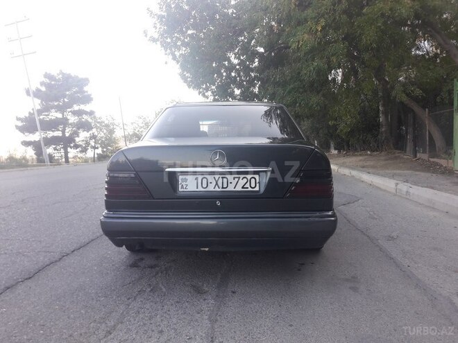 Mercedes E 220 1994, 250,000 km - 0.2 л - Bakı