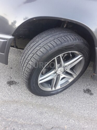Mercedes E 220 1994, 250,000 km - 0.2 л - Bakı