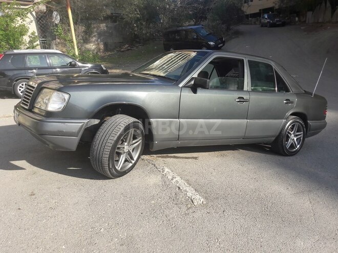 Mercedes E 220 1994, 250,000 km - 0.2 л - Bakı