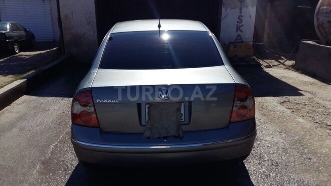 Volkswagen Passat 2002, 299,777 km - 1.8 л - Bakı