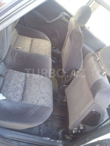 Opel Vectra 1999, 172,000 km - 1.8 l - Xaçmaz