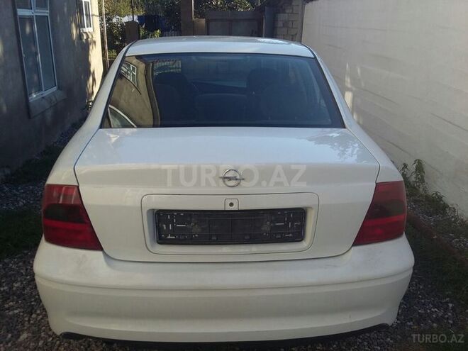 Opel Vectra 1999, 172,000 km - 1.8 l - Xaçmaz