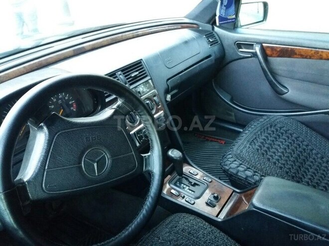 Mercedes C 180 1997, 450,000 km - 1.8 l - Lerik