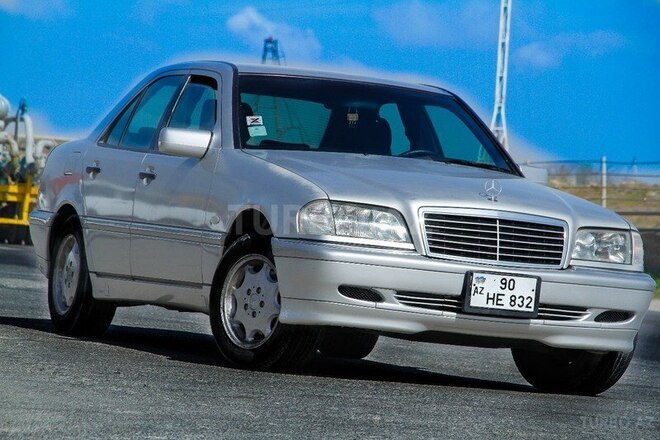 Mercedes C 240 1999, 270,000 km - 2.4 l - Bakı