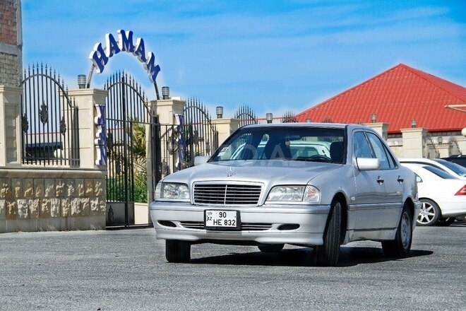Mercedes C 240 1999, 270,000 km - 2.4 l - Bakı
