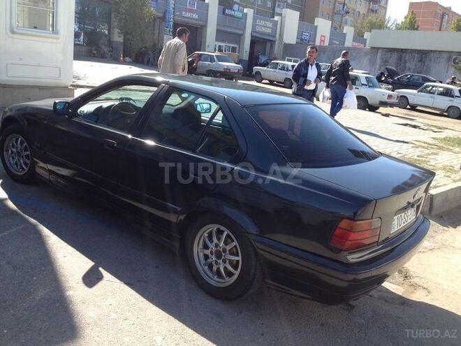 BMW 316 1996, 390,143 km - 1.6 l - Sumqayıt