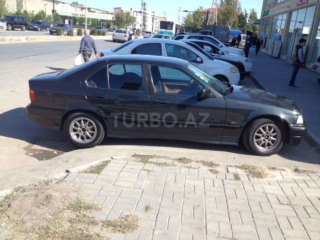 BMW 316 1996, 390,143 km - 1.6 l - Sumqayıt