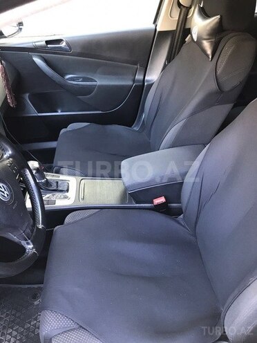 Volkswagen Passat 2005, 210,000 km - 2.0 l - Bakı