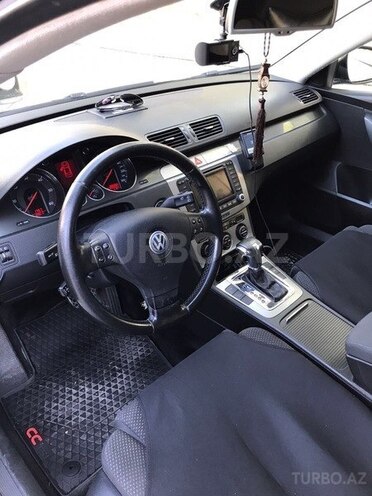 Volkswagen Passat 2005, 210,000 km - 2.0 l - Bakı