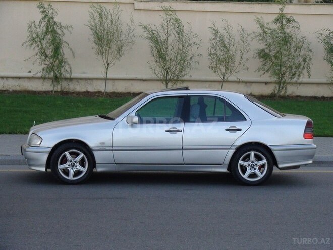 Mercedes C 200 1999, 169,000 km - 2.0 l - Bakı