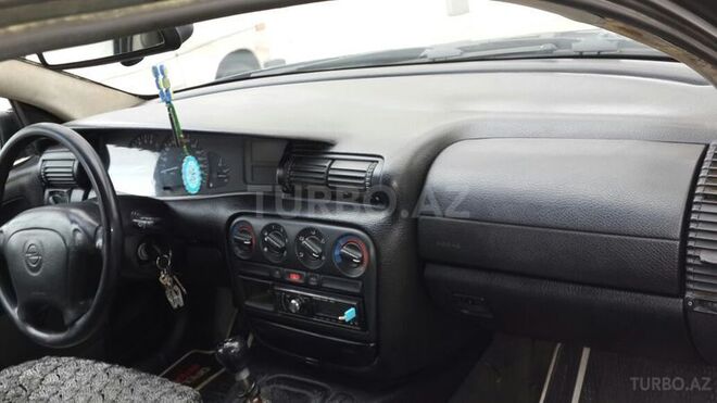 Opel Omega 1997, 410,000 km - 2.0 л - Bakı