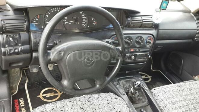 Opel Omega 1997, 410,000 km - 2.0 л - Bakı
