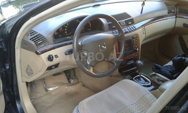 Mercedes C 320 2001, 300,000 km - 3.2 л - Bakı