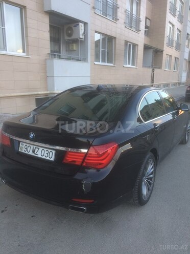 BMW 740 2009, 173,000 km - 3.0 л - Bakı