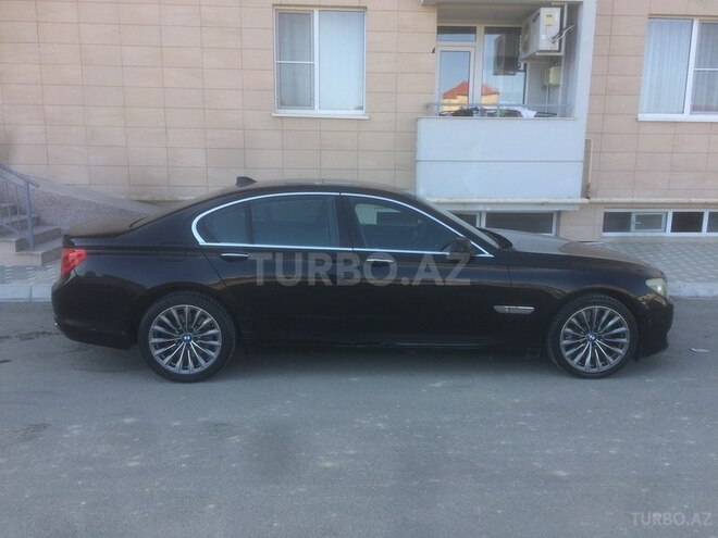 BMW 740 2009, 173,000 km - 3.0 л - Bakı
