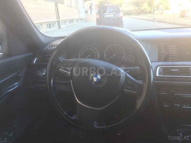BMW 740 2009, 173,000 km - 3.0 л - Bakı