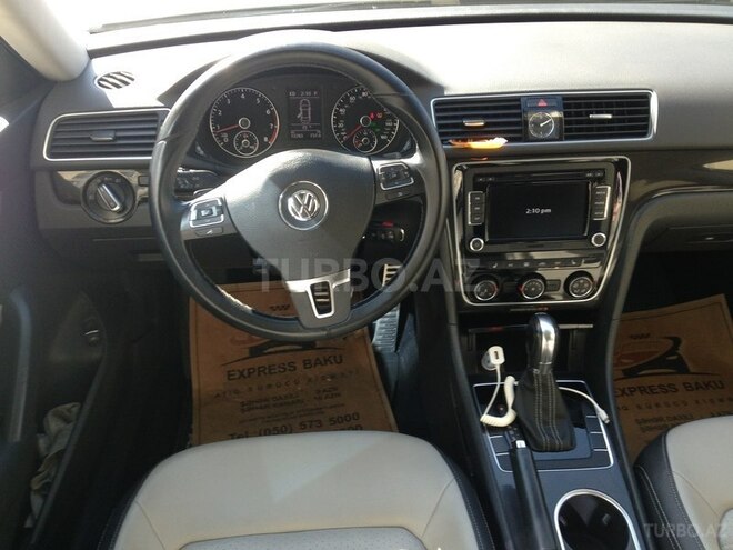 Volkswagen Passat 2014, 73,000 km - 1.8 l - Bakı