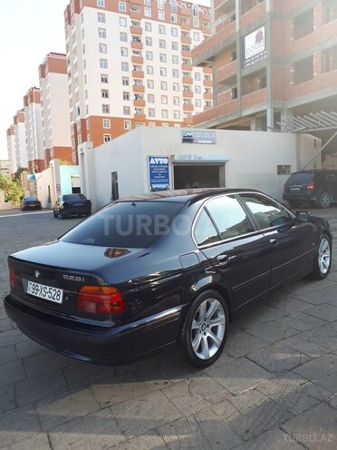 BMW 528 1999, 298,746 km - 2.8 l - Sumqayıt