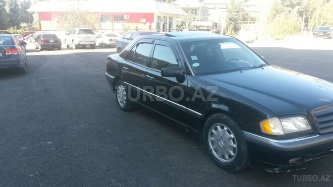 Mercedes C 230 1999, 178,500 km - 2.3 л - Bakı