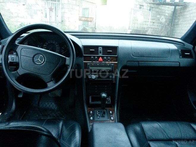 Mercedes C 200 1999, 180,000 km - 2.0 l - Bakı