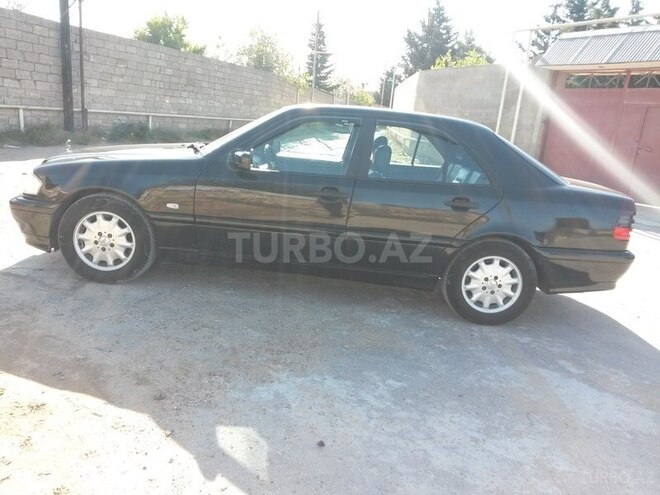 Mercedes C 200 1999, 180,000 km - 2.0 l - Bakı