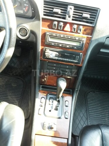 Mercedes C 200 1999, 180,000 km - 2.0 l - Bakı