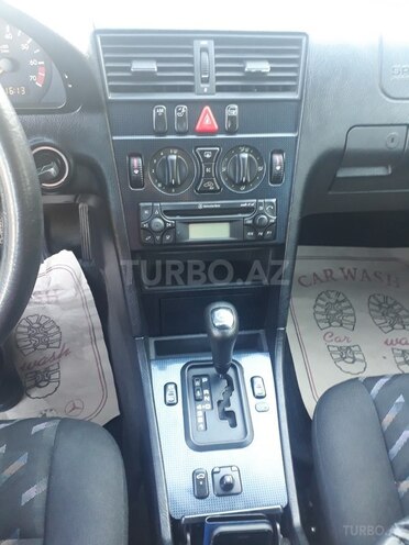 Mercedes C 180 1999, 241,000 km - 1.8 l - Bakı