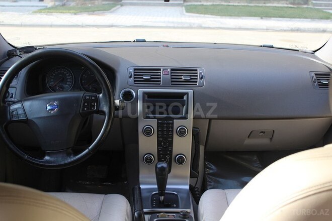 Volvo  2007, 168,000 km - 2.4 l - Bakı