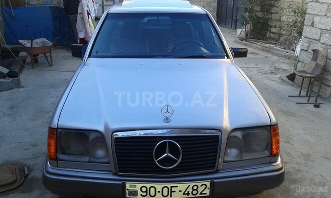 Mercedes E 200 1993, 785,426 km - 2.0 l - Bakı