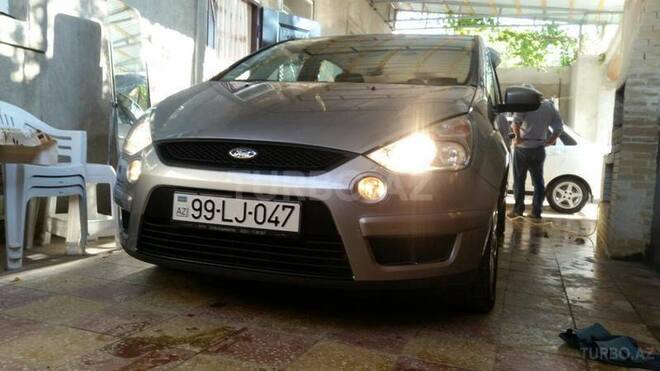 Ford  2006, 335,267 km - 2.0 l - Bakı