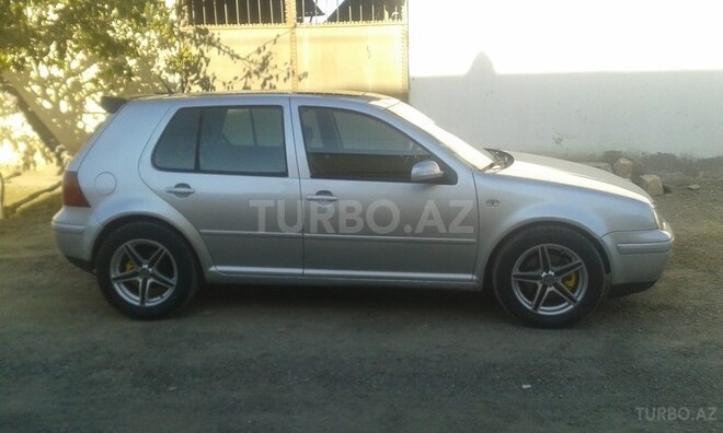 Volkswagen Golf 2001, 190,000 km - 2.0 l - Sumqayıt