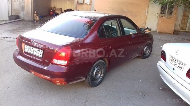 Hyundai Elantra 2001, 172,000 km - 2.0 l - Bakı